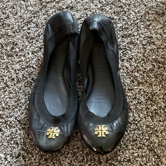 Tory Burch Jolie Ballet Flat Elastic Black Leather Patent Gold - Picture 3 of 11